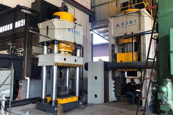 叉車(chē)斗齒熱壓成型液壓機(jī)