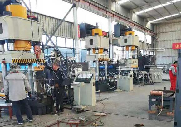 叉車(chē)斗齒熱壓成型液壓機(jī)